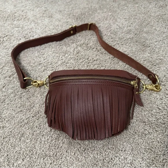 Crossbow Telluride Leather 3-Way Fringe Sidekick - Picture 4 of 4